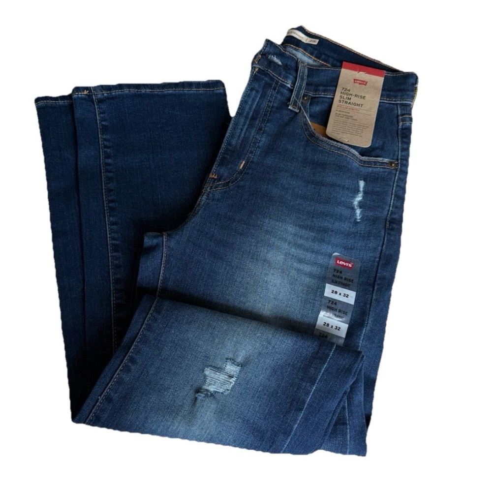 Levi's Women's Straight Leg Jeans - Medium Blue Distressed